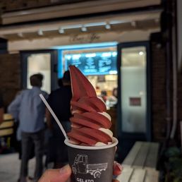 Blueberry and cream twist