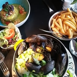 De Krone - Duvel mosselen en aardappel met garnaaltjes & kruidenboter saus :)