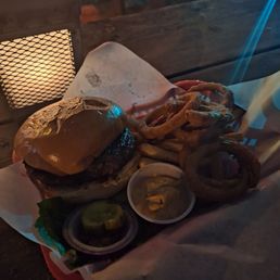 Forgettable burger... onion rings were good