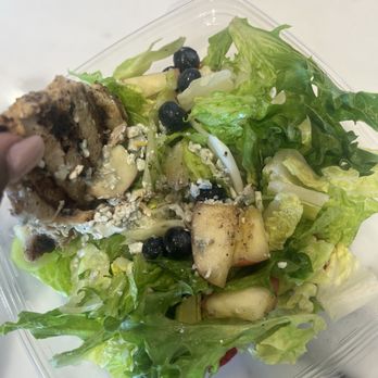 Chick-fil-A - Hot chicken on the lettuce - Fast Food Near Me - Atlanta, Georgia