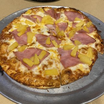 Round Table Pizza - The Hawaiian (small) - Pizza Near Me - Honolulu, Hawaii Round Table Pizza - The Hawaiian (small) - Pizza Near Me - Honolulu, Hawaii