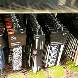 Sterling Mills - Nike Hairbands