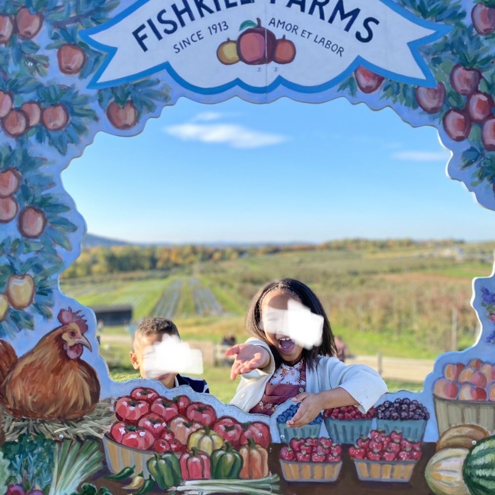 Fishkill Farms - Photo op opportunity - Farmers Market Near Me - Hopewell Junction, New York