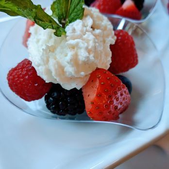 Gatsby’s Prime Seafood - Berries & Cream - Seafood Near Me - Houston, Texas Gatsby’s Prime Seafood - Berries & Cream - Seafood Near Me - Houston, Texas