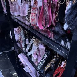 Victoria's Secret & PINK