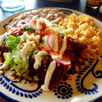Roasted Chiles - Enchilada Pollo ($12.99) - Shredded Chicken Topped with Red Sauce. - Mexican Near Me - Kihei, Hawaii Roasted Chiles - Enchilada Pollo ($12.99) - Shredded Chicken Topped with Red Sauce. - Mexican Near Me - Kihei, Hawaii