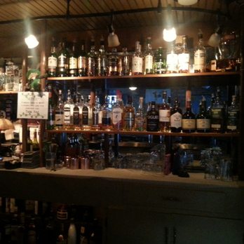 The Snug - Pubs Near Me - Burbank, California