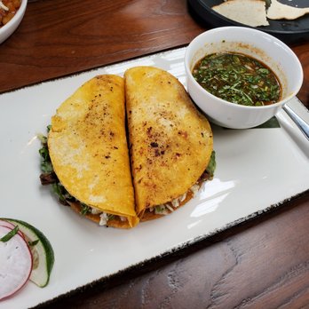 Camacho Garage - Birria tacos - Mexican Near Me - New Haven, Connecticut Camacho Garage - Birria tacos - Mexican Near Me - New Haven, Connecticut