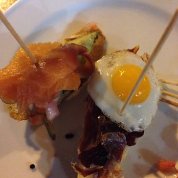 Blai Tonight - The lox was up there with some of the best I've ever had. Very fresh. - Tapas Bars Near Me - Barcelona, B