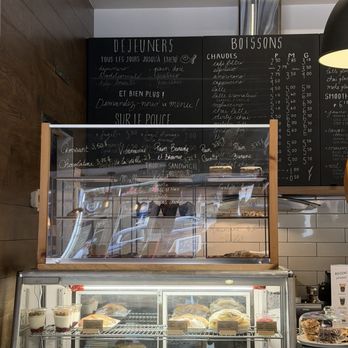 Jina Café - Interior - Cafes Near Me - Quebec City, Quebec Jina Café - Interior - Cafes Near Me - Quebec City, Quebec
