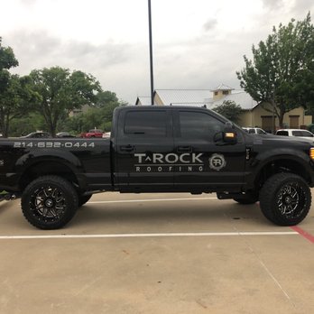 Bradburry Signs - Signmaking Near Me - Lewisville, Texas