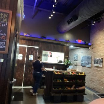 Bucket & Rope - Cocktail Bars Near Me - Dallas, Texas