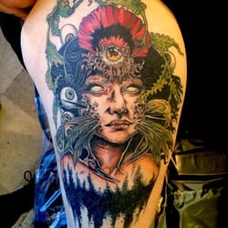 Your Mom's Tattoo Attelier - Nora Peterson