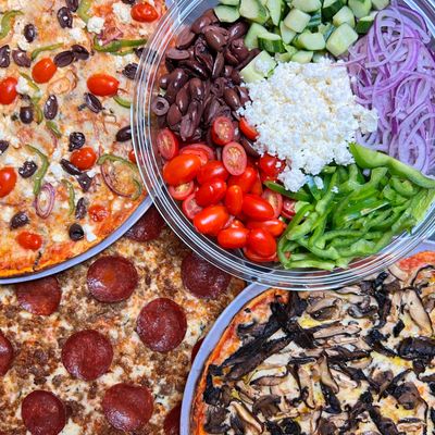 Gruppo NYC Thin Crust Pizza by null