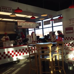 Decent burgers, great fries