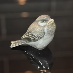 Out of the Past Collectibles - Antique porcelain bird