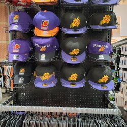 DICK'S Sporting Goods