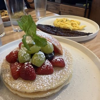 Sweet Maple - Breakfast & Brunch Near Me - Palo Alto, California Sweet Maple - Breakfast & Brunch Near Me - Palo Alto, California