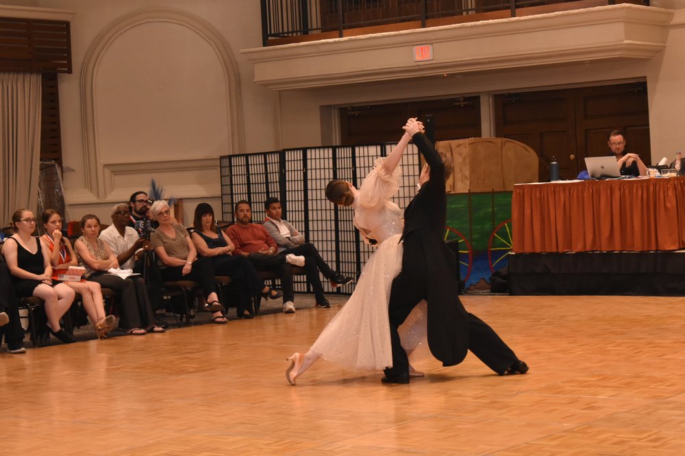 Arrowhead Arthur Murray Logo