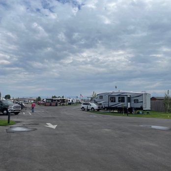 Yellowstone Trail RV Park - RV Parks Near Me - Pinedale, Wyoming Yellowstone Trail RV Park - RV Parks Near Me - Pinedale, Wyoming