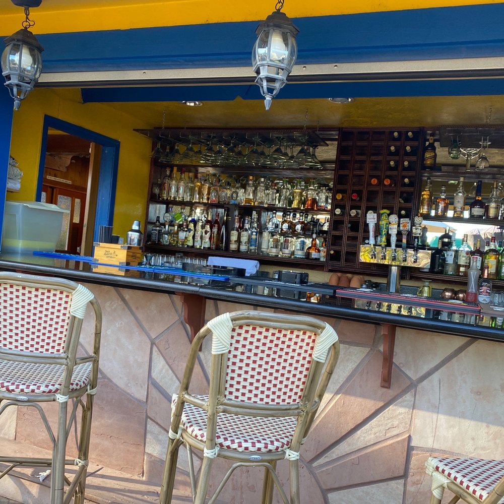 El Coronel Mexican Restaurant - a bar with chairs - Mexican Near Me - Sebastopol, California El Coronel Mexican Restaurant - a bar with chairs - Mexican Near Me - Sebastopol, California