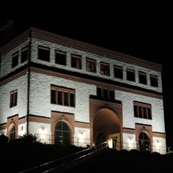 Lighthouse Hill Ranch - The Arc de Texas is a unique, luxury wine tasting location combined with accommodations built with a French flair.