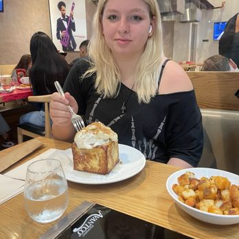 Flap Your Jacks - Fancy french Juliette Brioche French Toast - Breakfast & Brunch Near Me - San Diego, California Flap Your Jacks - Fancy french Juliette Brioche French Toast - Breakfast & Brunch Near Me - San Diego, California