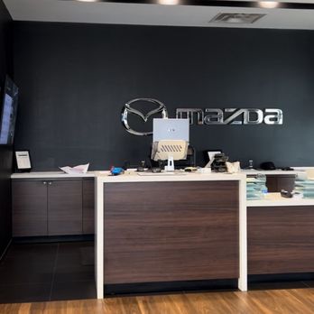 Velocity Mazda - Service desk with friendly staff - Car Dealers Near Me - Tyler, Texas Velocity Mazda - Service desk with friendly staff - Car Dealers Near Me - Tyler, Texas