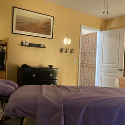 Healing Path Massage - Table massage room