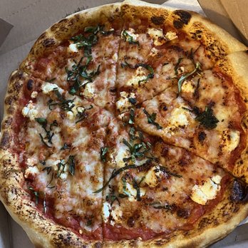 Pizza Nerds - Queen Elizabeth - Goat Cheese Pizza (Pam Pam on the City Goose menu) - Italian Near Me - Ottawa, Ontario