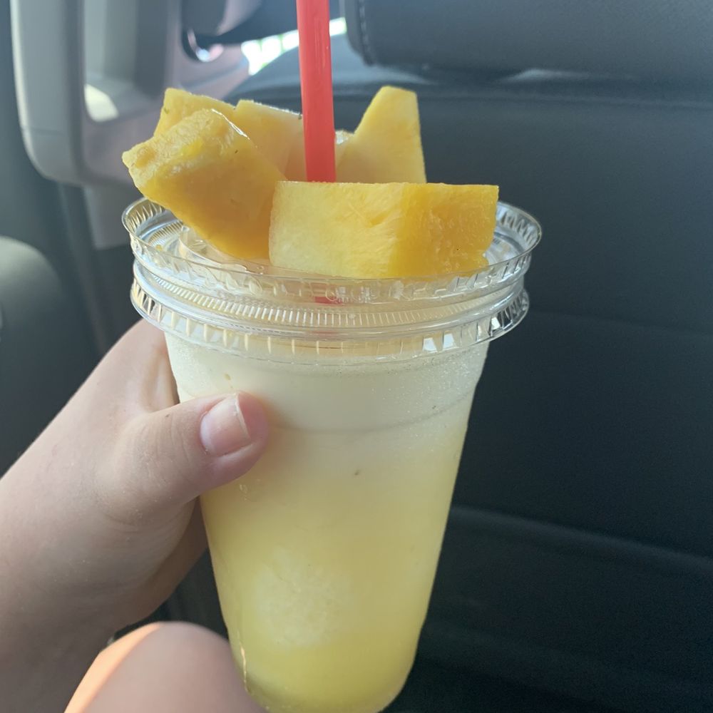 Coconut and pineapple smoothie Coconut and pineapple smoothie