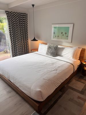 The Weekend, Palm Springs by null