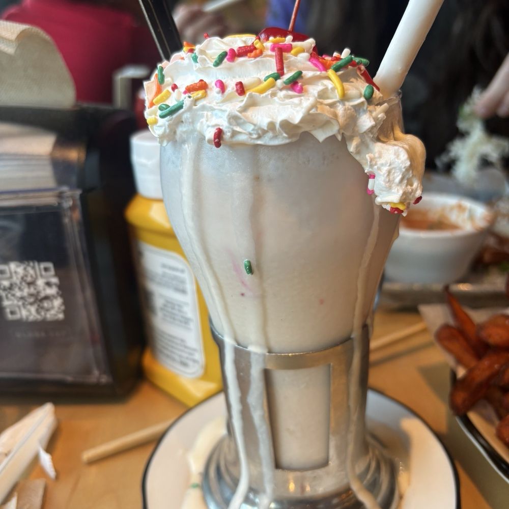 Black Tap - Anaheim - Cake batter shake - Burgers Near Me - Anaheim, California Black Tap - Anaheim - Cake batter shake - Burgers Near Me - Anaheim, California