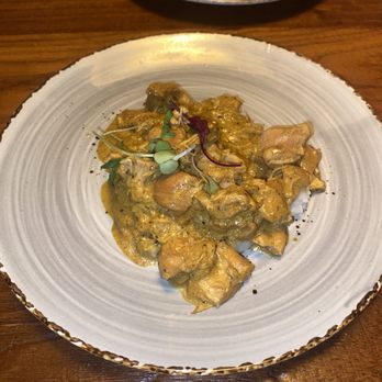Le Grand - Chicken Tikka Masala - Cocktail Bars Near Me - Pasadena, California