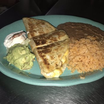 Reynaldo's - a plate of mexican food - Mexican Near Me - Stephenville, Texas