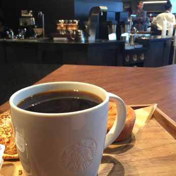 Starbucks Reserve - Coffee & Tea Near Me - Toronto, Ontario