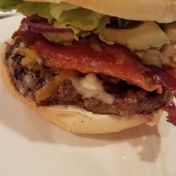 Town diner - San Antonio burger the best!! Cheese,bacon avocado!!lettuce,tomato and red onion oh yeah!! NO KETCHUP NECESSARY!! - Diners Near Me - East Windsor, New Jersey