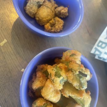 Shrimp Basket - Fried okra and fried oysters - Seafood Near Me - Destin, Florida Shrimp Basket - Fried okra and fried oysters - Seafood Near Me - Destin, Florida