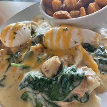 Brick & Spoon Mobile - Chicken florentine eggs Benedict - Southern Near Me - Mobile, Alabama