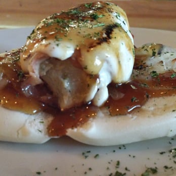 Oiistar - Pork Belly Bun. Sorry don't know what the signature sauce is. - Asian Fusion Near Me - Chicago, Illinois