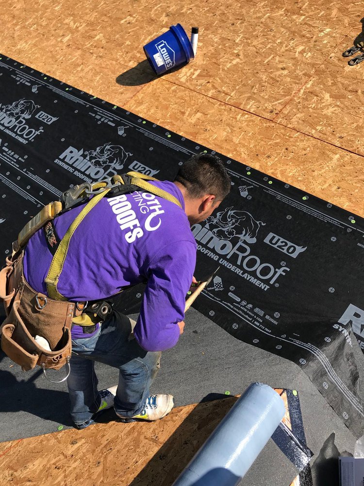 Slide of Mammoth Contracting - Round Rock