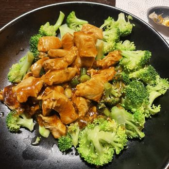 P.F. Chang's - Chicken with Broccoli - Chinese Near Me - Grapevine, Texas P.F. Chang's - Chicken with Broccoli - Chinese Near Me - Grapevine, Texas