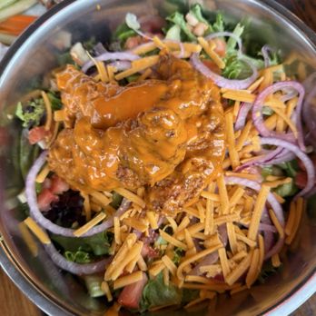 Painted Rooster - Lake Eerie Salad - Chicken Wings Near Me - Charlotte, North Carolina