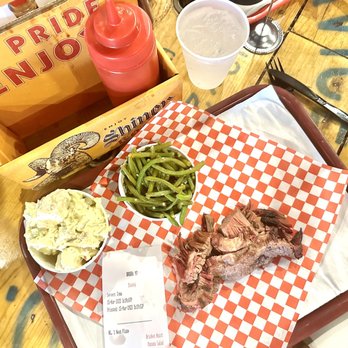 Big B's Texas BBQ - Brisket , potato salad & green beans - Barbeque Near Me - Henderson, Nevada