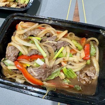 Taste Of Windsor - E3. Spicy Basil with beef - Asian Fusion Near Me - Glendale, California Taste Of Windsor - E3. Spicy Basil with beef - Asian Fusion Near Me - Glendale, California