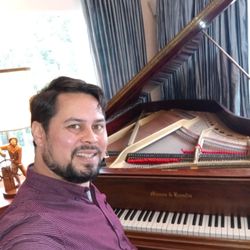 Leif Mathisen Piano Tuner - 1890 Mason and Hamlin Concert Grand with screw stringer tuning system.