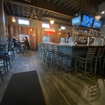 Matt and Tony's Kitchen x Tavern - Inside - Bars Near Me - Columbus, Ohio Matt and Tony's Kitchen x Tavern - Inside - Bars Near Me - Columbus, Ohio