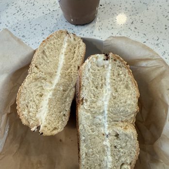 Cassidy´s Corner - Sesame seed bagel with extra cream cheese - Breakfast & Brunch Near Me - Whittier, California Cassidy´s Corner - Sesame seed bagel with extra cream cheese - Breakfast & Brunch Near Me - Whittier, California