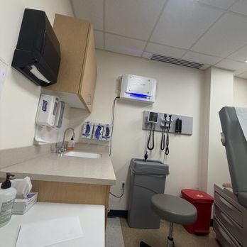 AFC Urgent Care Methuen - Urgent Care Near Me - Methuen, Massachusetts AFC Urgent Care Methuen - Urgent Care Near Me - Methuen, Massachusetts