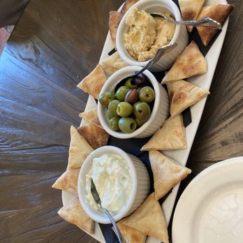 Jacksonville Inn - nibbles - Beer, Wine & Spirits Near Me - Jacksonville, Oregon